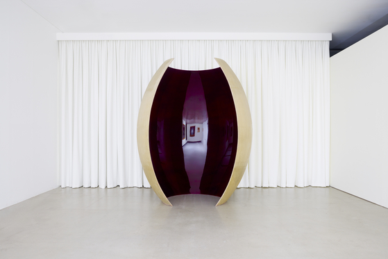 ″Ishi's Light″ (2003) by Anish Kapoor [TATE]