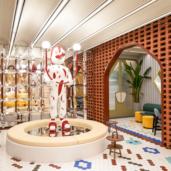 Hyundai Department Store set up a VIP membership program dubbed ″Club YP″ targeting younger customers and an exclusive lounge for members of Club YP. [HYUDAI DEPARTMENT STORE]