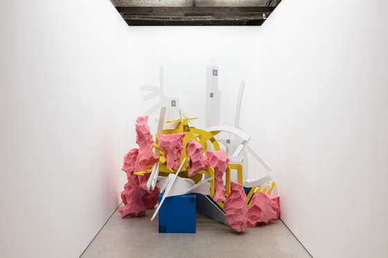 ″Bulky_fusion 2″(2021) by Choi Haneyl [ARARIO MUSEUM]