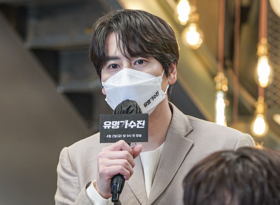 Boy band Super Junior member Kyuhyun tested positive for the virus on Friday, according to Label SJ on Friday. [ILGAN SPORTS]