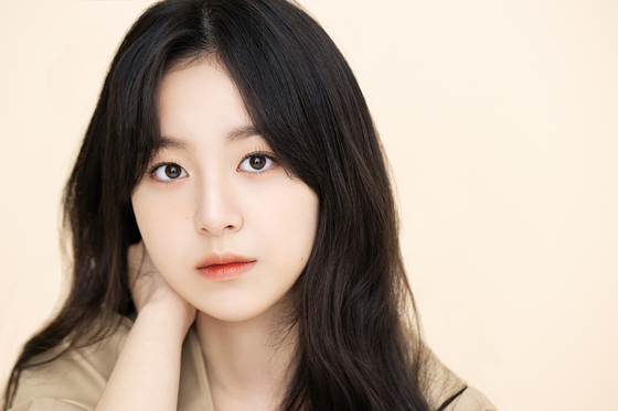 Park's Instagram follower count rose from around 30,000 to over 2.7 million in less than two weeks. [BH ENTERTAINMENT]