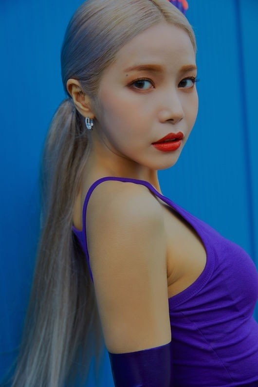 Solar of Mamamoo [RBW]