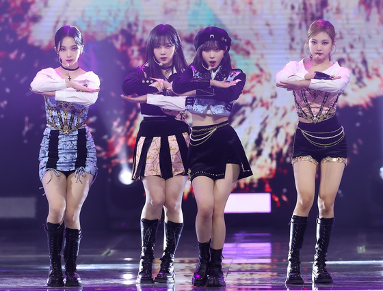 Girl group aespa [SM ENTERTAINMENT]