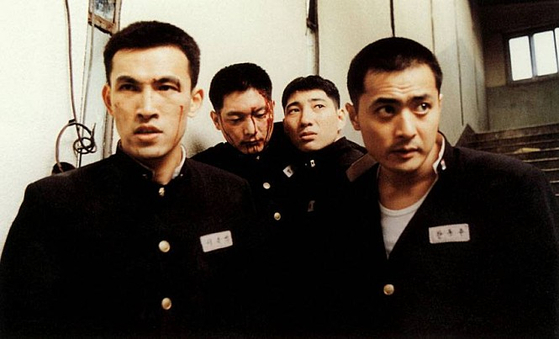A scene from ″Friend″ (2001) [KOREA PICTURES]