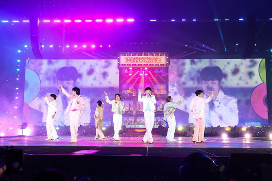 Boy band BTS performs at the Allegiant Stadium in Las Vegas on April 9. [HYBE]