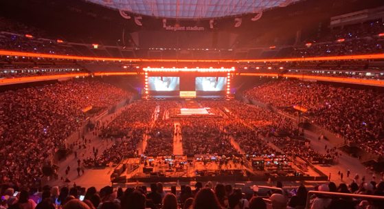 Fans attend a run of BTS's Las Vegas concert on April 8. [SCREEN CAPTURE]