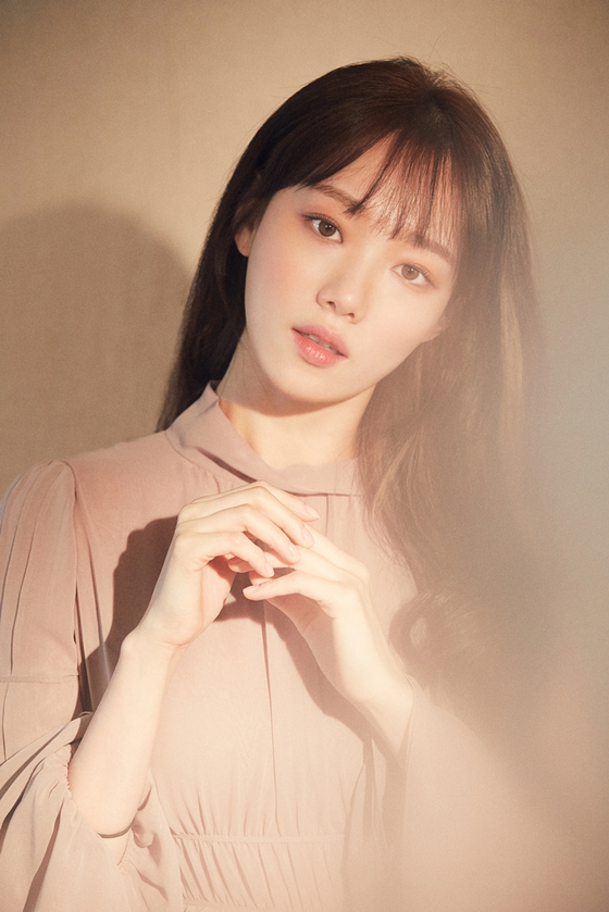 Actor Lee Sung-kyoung [ILGAN SPORTS]