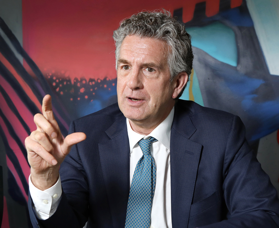 Stephen Dunbar-Johnson, international president of The New York Times Company, sits for an interview with the Korea JoongAng Daily Monday at the Grant Hyatt Hotel in central Seoul. [PARK SANG-MOON]  