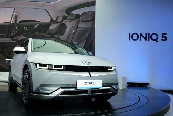 The Ioniq 5, Hyundai Motor's all-electric vehicle, was launched in April 2021. [YONHAP] 