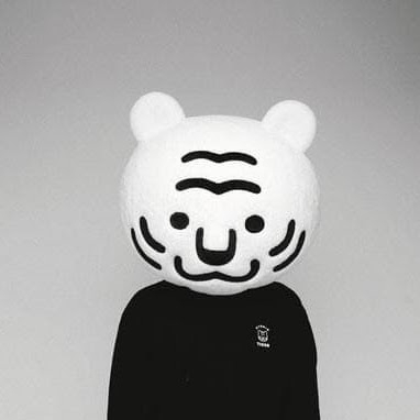 Webtoonist and screenwriter Kim Bo-tong [DGK]