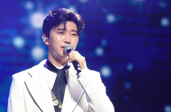 Singer Lim Young-woong [ILGAN SPORTS]