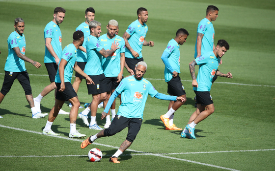 The Brazilian national football team trains at Goyang Stadium in Goyang, Gyeonggi on Tuesday. [NEWS1]
