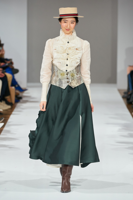 Some of BlueTamburin's looks from Paris Fashion Week F/W 2022, inspired by characters in fairy tales [BLUETAMBURIN]