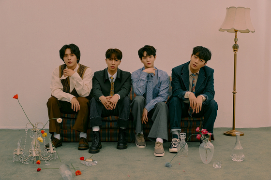 Highlight members, from left: Son, Lee Gi-kwang, Yang Yo-seop and Yoon Du-jun [AROUND US ENTERTAINMENT]