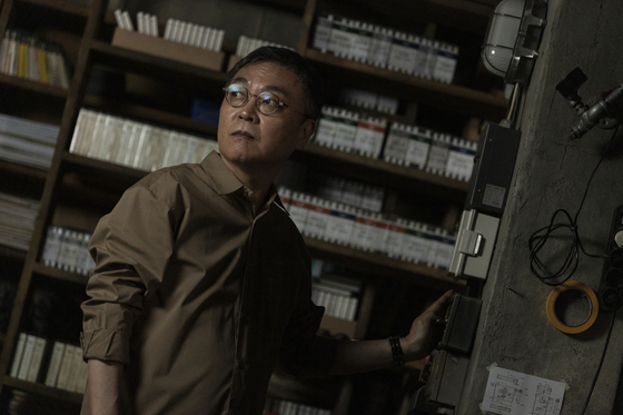 Actor Kim Eui-sung during a scene of the SBS drama"Taxi Driver" (2021). [SBS]