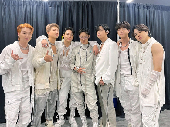 BTS [TWITTER]