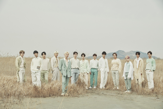 Boy band Seventeen [PLEDIS ENTERTAINMENT]