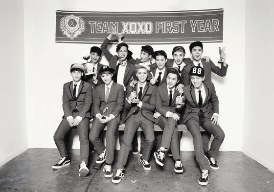 Boy band Exo [SM ENTERTAINMENT] 