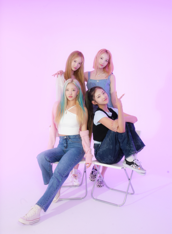 Girl group H1-KEY poses during the interview [JEON TAE-GYU]