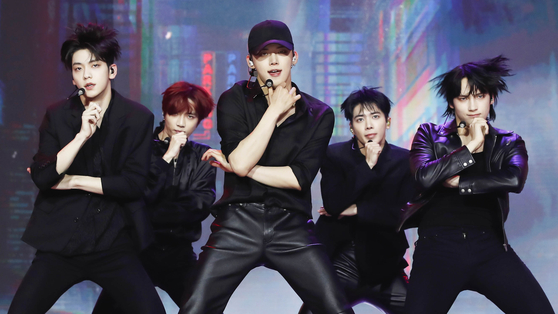 Boy band Tomorrow X Together showcases a song from its fourth EP ″Minisode 2: Thursday's Child″ on May 9 at Yes 24 Live Hall in eastern Seoul. [NEWS1]