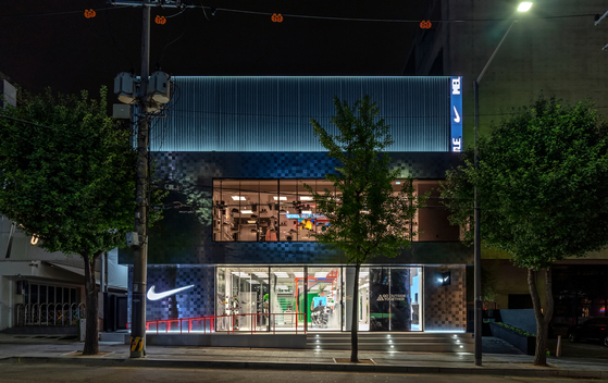 The outside of Nike Style Hongdae [NIKE KOREA]