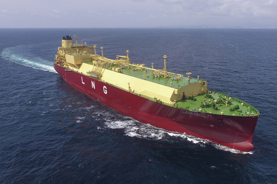A LNG carrier built by Hyundai Heavy Industries [HYUNDAI HEAVY INDUSTRIES]