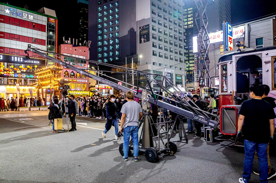 A shooting set of SBS drama series "The King: Eternal Monarch” (2020) starring Lee Min-ho and Kim Go-eun, which was filmed in Busan. In the series, the capital of Korea is set in Busan. [BUSN FILM COMMISSION]