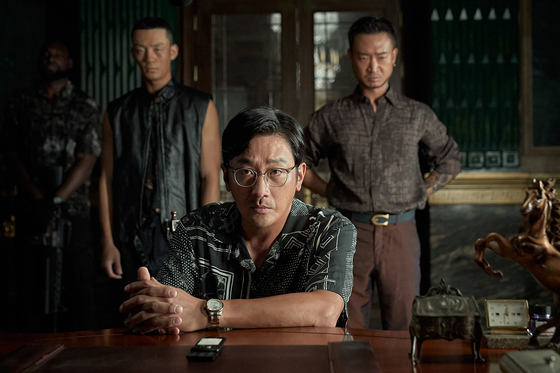 Ha Jung-woo portrays an ordinary civilian-turned-spy who seeks revenge on Yo-hwan and decides to cooperate with NIS to capture him. [NETFLIX]