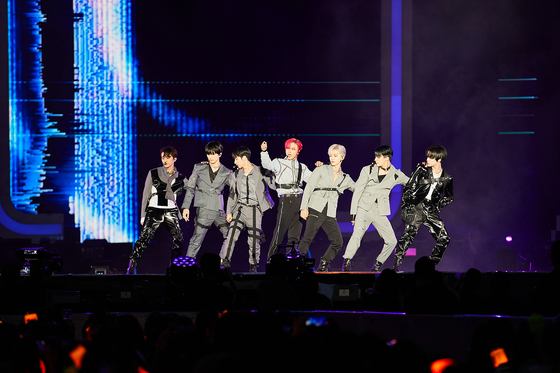 Boy band NCT Dream performs during its solo concert titled "The Dream Show2 – In A Dream" at Jamsil Olympic Stadium in Songpa District, southern Seoul, on Sept. 9 [SM ENTERTAINMENT]