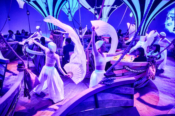 A still from the ongoing immersive dining show ″Grand Expedition″ at Blue Square in Yongsan District, central Seoul [IMCULTURE, NEW CONTENTS COMPANY]
