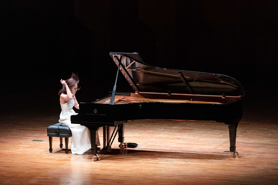 Pianist Son Yeol-eum [CREDIA]