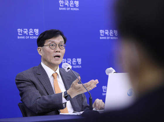 Bank of Korea Gov. Rhee Chang-yong speaks to reporters at the press conference held in central Seoul on Wednesday. [NEWS1]