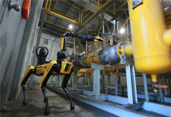 Hyundai Steel's quadruped robot, SPOT [HYUNDAI STEEL]
