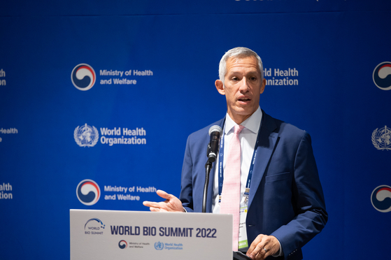 Bill Rodriguez, CEO of Foundation for Innovative New Diagnostics, speaks at a press conference during the World Bio Summit 2022 on Wednesday. [FOUNDATION FOR INNOVATIVE NEW DIAGNOSTICS] 
