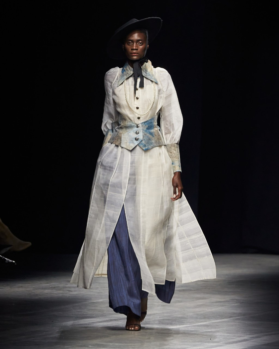 BlueTamburin's Spring/Summer (S/S) 2023 collection from Milan Fashion Week [BLUETAMBURIN]