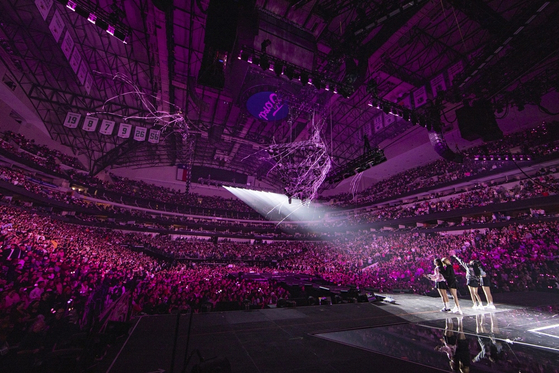 Members of girl group Blackpink perform during the two-day concert at American Airlines Center in Dallas, Texas, as part of the group's ongoing world tour "Blackpink World Tour [Born Pink]" on Oct. 25. [YG ENTERTAINMENT]