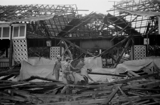 The scene of Martyrs’ Mausoleum in Yangon in Myanmar, four days after the terror attack on Oct. 13, 1983. [YONHAP] 