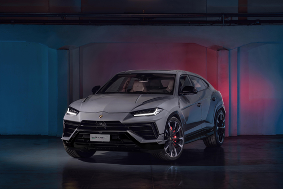 Automobili Lamborghini introduced Urus S SUV for the Korean market Monday. [AUTOMOBILI LAMBORGHINI] 