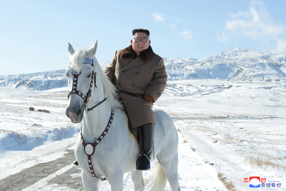 North Korean leader Kim Jong-un on his horse. The photo was released by Pyongyang's state-run Korean Central News Agency on Oct. 16, 2019. [YONHAP]