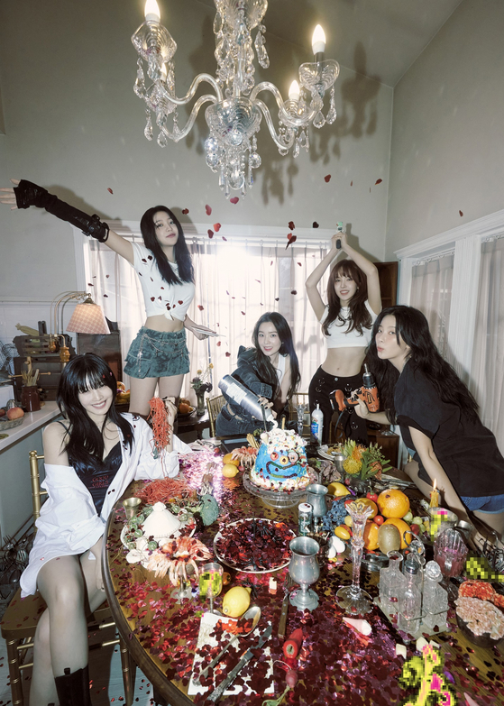 A concept image for Red Velvet's "The ReVe Festival 2022 - Birthday" (2022) [SM ENTERTAINMENT]