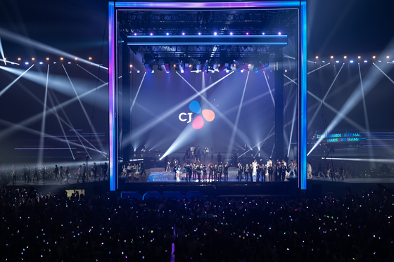 The stage at the first day of the two-day 2022 Mnet Asian Music Awards ceremony held at the Kyocera Dome Osaka in Osaka on Nov. 29 [MNET]
