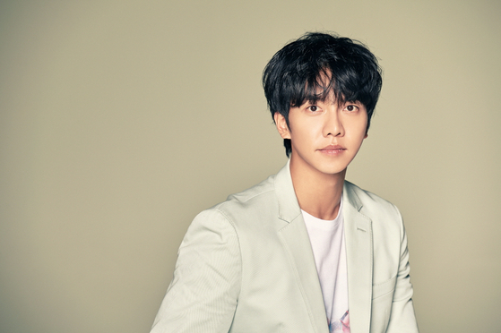 Singer Lee Seung-gi [HOOK ENTERTAINMENT]