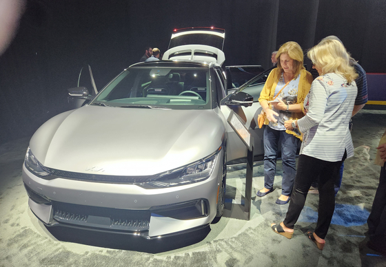 Hyundai Motor’s EV on display during a ground breaking ceremony of the automaker’s EV plant held in Atlanta, Georgia, on Oct. 26. [YONHAP]