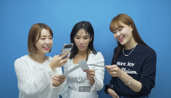 A scene from a video by comedy channel Shortbox [SCREEN CAPTURE]