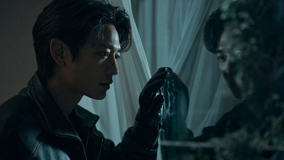 Concept image for Minho's "Chase" [SM ENTERTAINMENT]