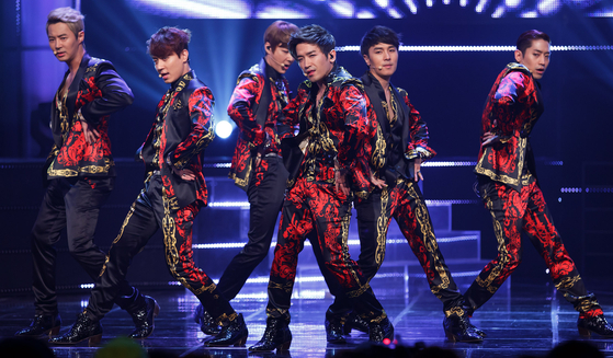 Shinhwa performs at weekly music ranking show "M Countdown" (2004-) in 2013. [YONHAP]