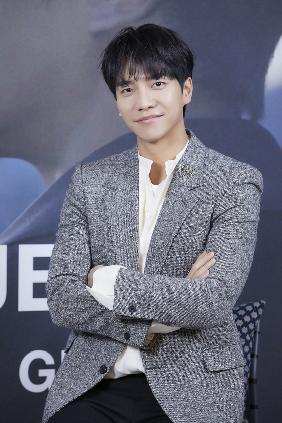 Lee Seung-gi [HOOK ENTERTAINMENT] 