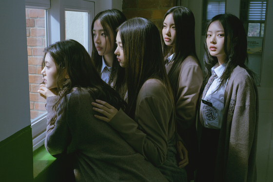 Girl group NewJeans' latest release ″Ditto″ [ADOR]