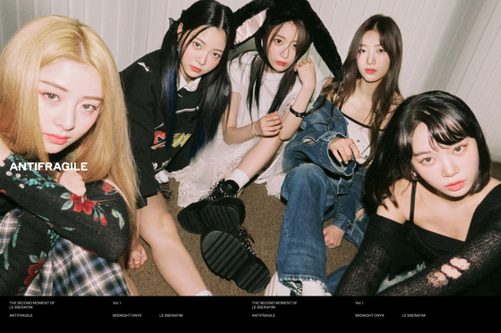 Girl group Le Sserafim [SOURCE MUSIC]