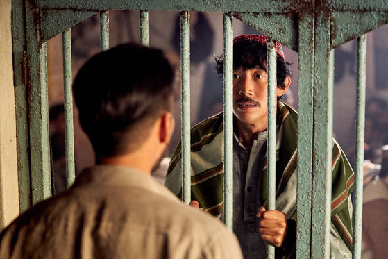Actor Kang Ki-young as Kashim, or Lee Bong-han, in "The Point Men" [PLUS M ENTERTAINMENT]